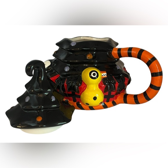 The Nightmare Before Christmas black tree mug. Black Christmas tree coffee mug - Picture 6 of 9